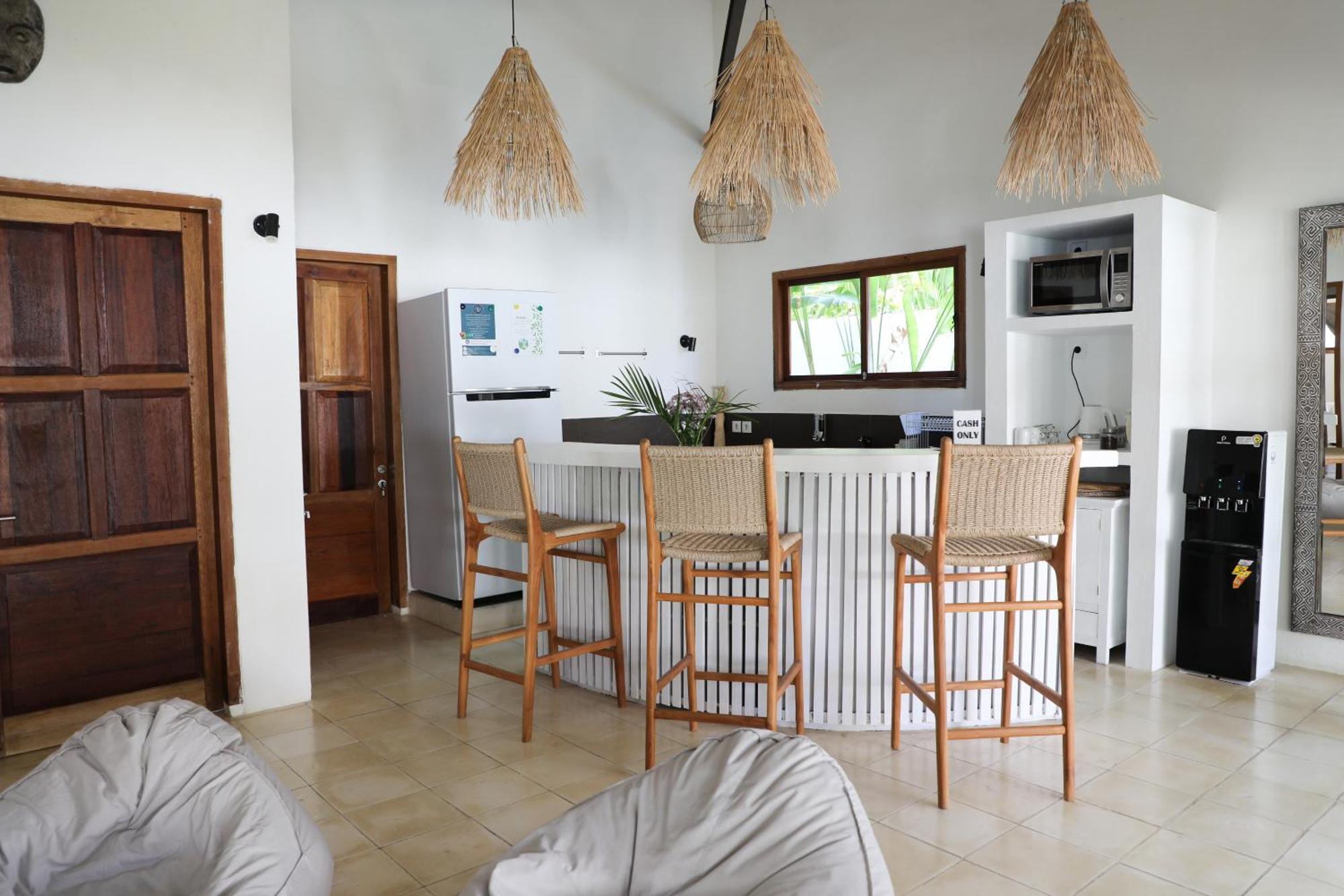Villa Tom & Lucie Bingin Beach Улувату Екстер'єр фото